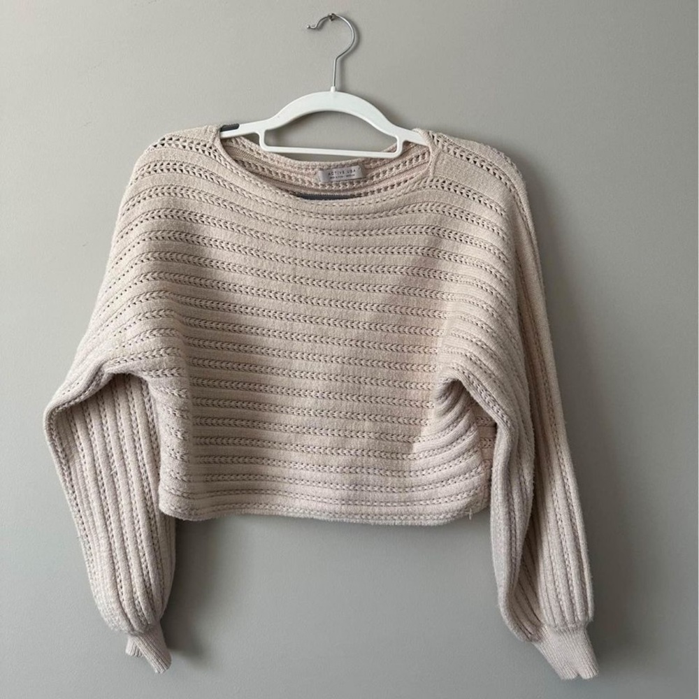 Cropped sweater